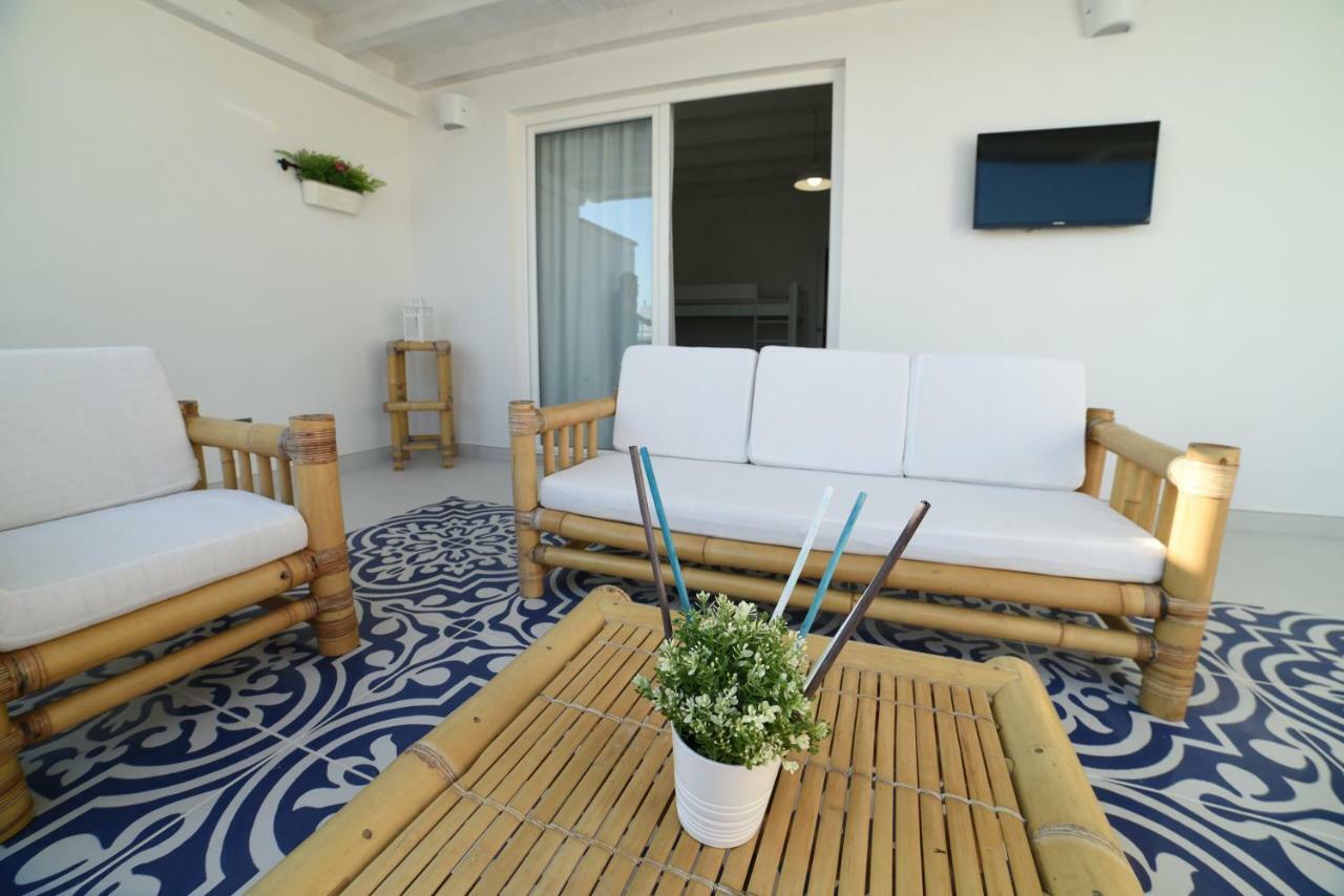 Latino Rent Room B&B Vista Mare بورتو سيساريو المظهر الخارجي الصورة