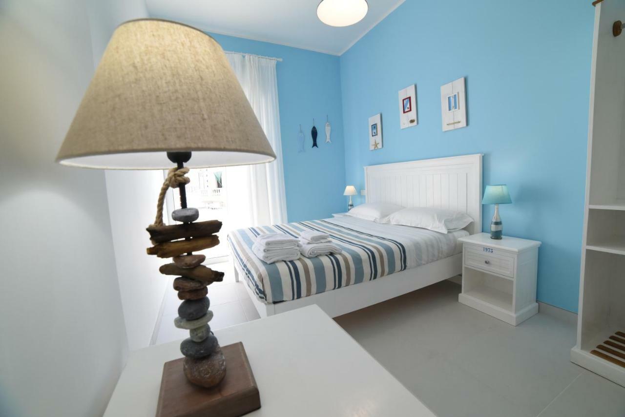 Latino Rent Room B&B Vista Mare بورتو سيساريو المظهر الخارجي الصورة