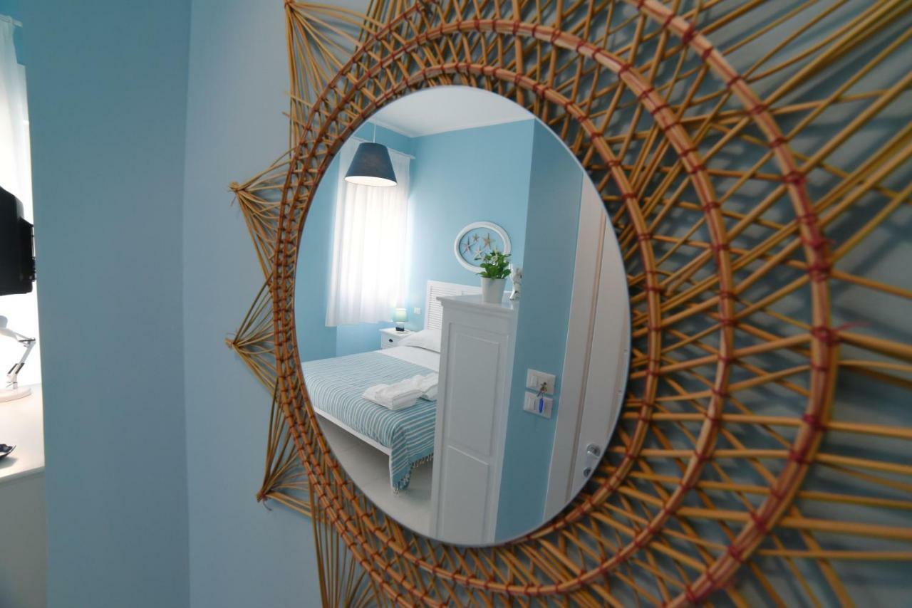 Latino Rent Room B&B Vista Mare بورتو سيساريو المظهر الخارجي الصورة