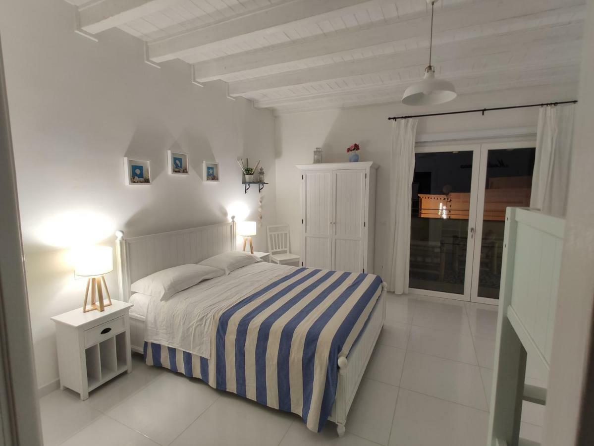 Latino Rent Room B&B Vista Mare بورتو سيساريو المظهر الخارجي الصورة
